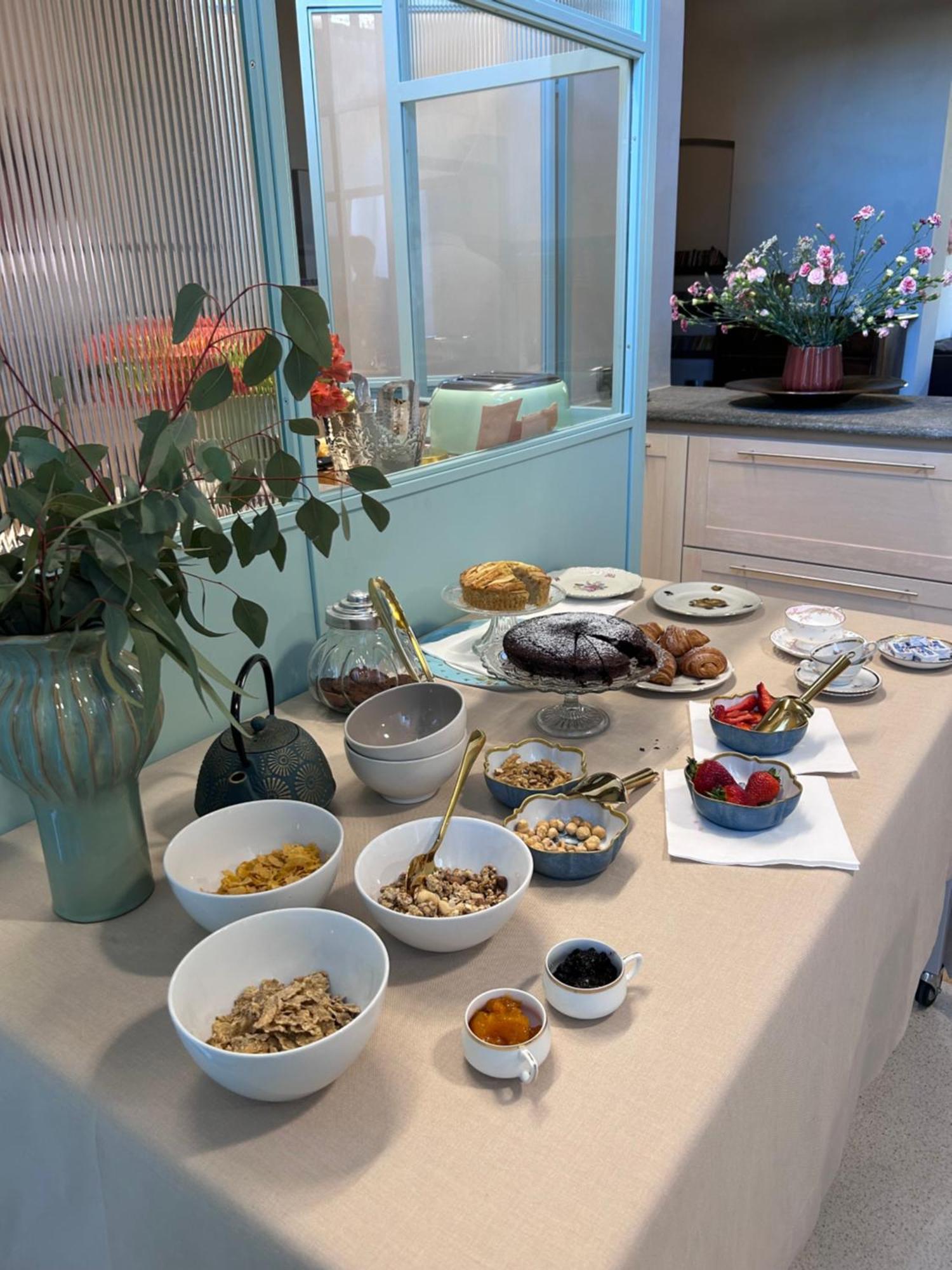 Alma Bed & Breakfast Alba  Buitenkant foto